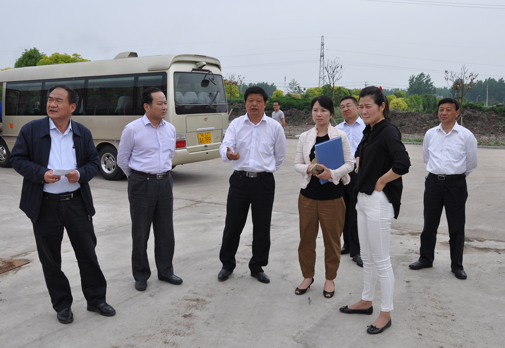 DSC_0056_.jpg DSC_0056_.jpg